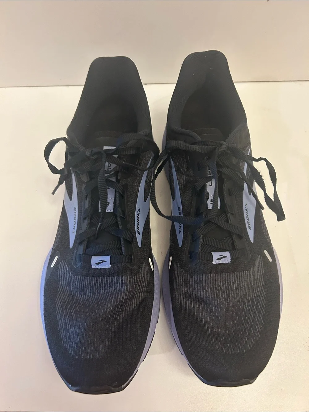 Brooks Launch GTS 9, Woman’s Sz 10.5